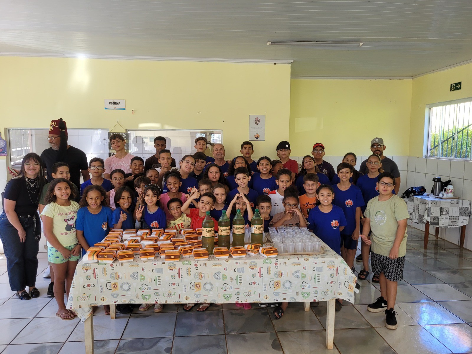 Encontro com participantes e equipe da instituição.