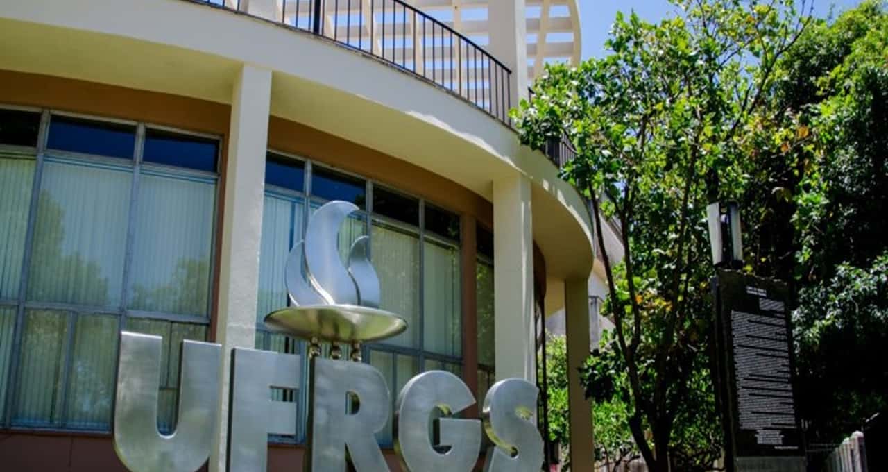 UFRGS oferece mais de 100 cursos gratuitos com certificados