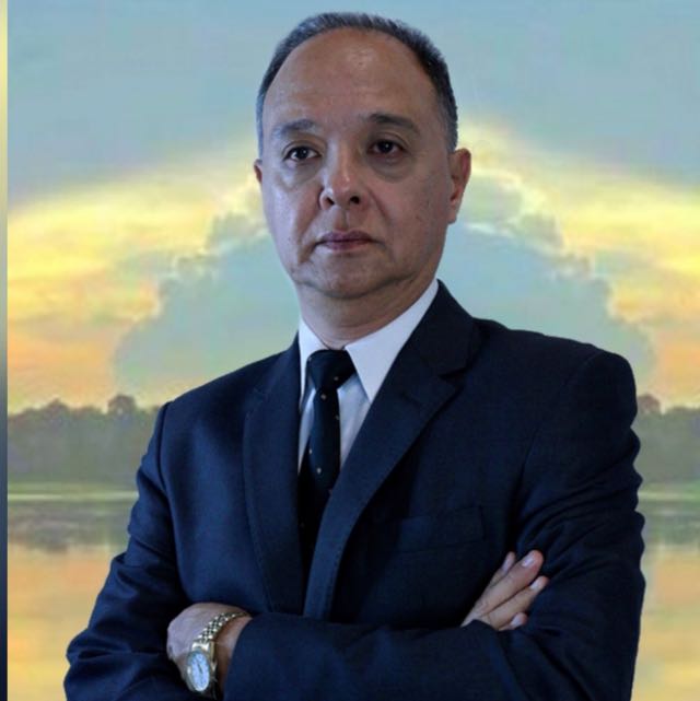 Um olhar crítico sobre o Direito e seus bastidores invisíveis.