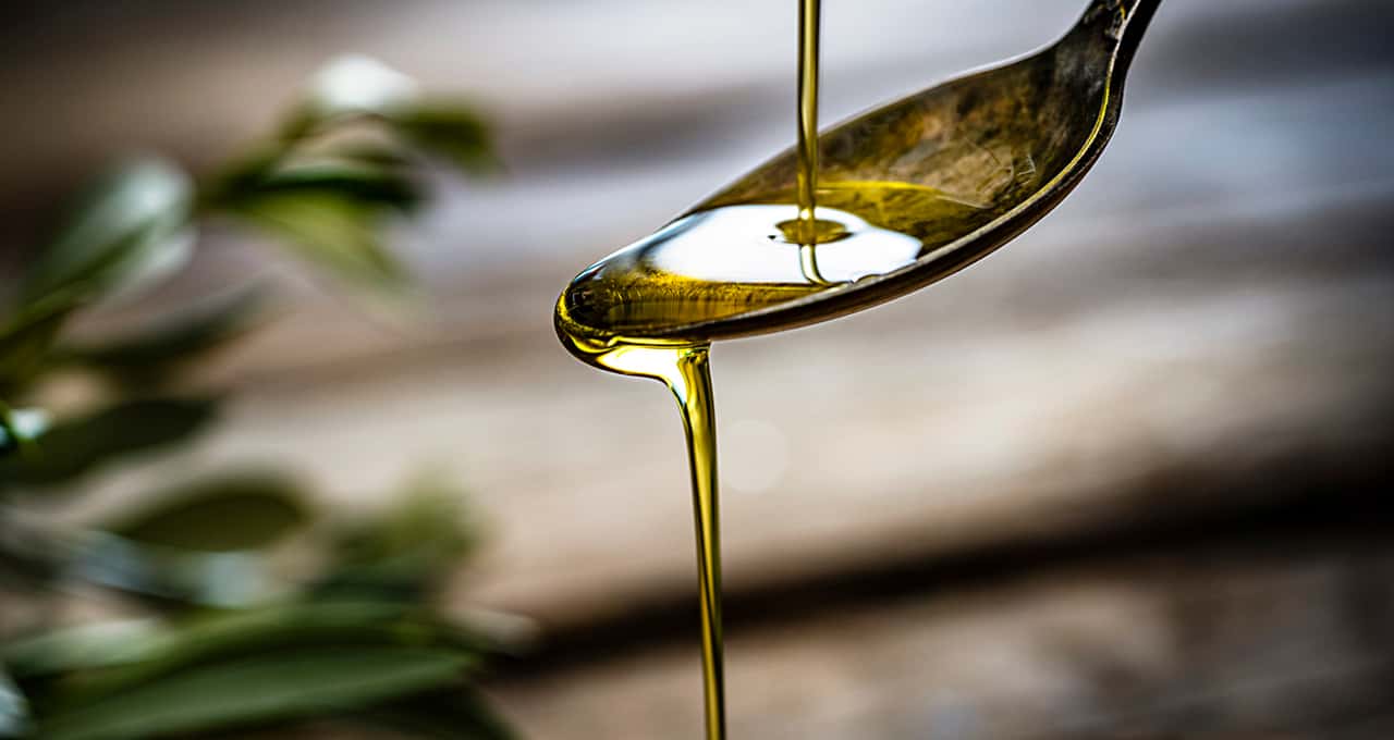 Anvisa acaba de proibir venda de duas marcas famosas de azeite após detectar riscos à saúde