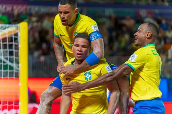 Clássico na areia: Brasil enfrenta Portugal por vaga na final da Copa do Mundo de Beach Soccer