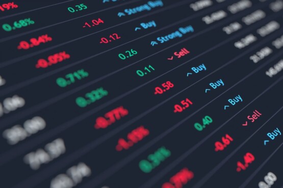 Ibovespa rompe os 140 mil pontos e marca recorde histórico na Bolsa brasileira