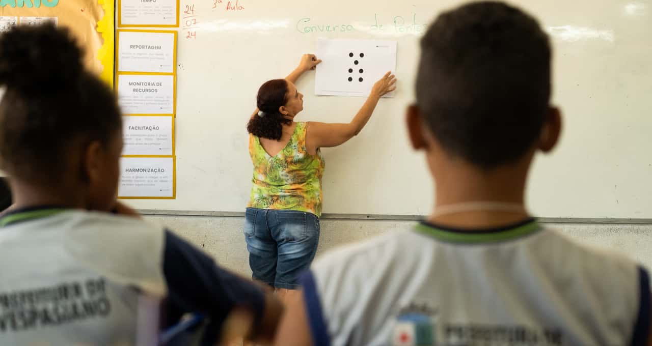 Itaú Social abre vagas em curso gratuito voltado para professores