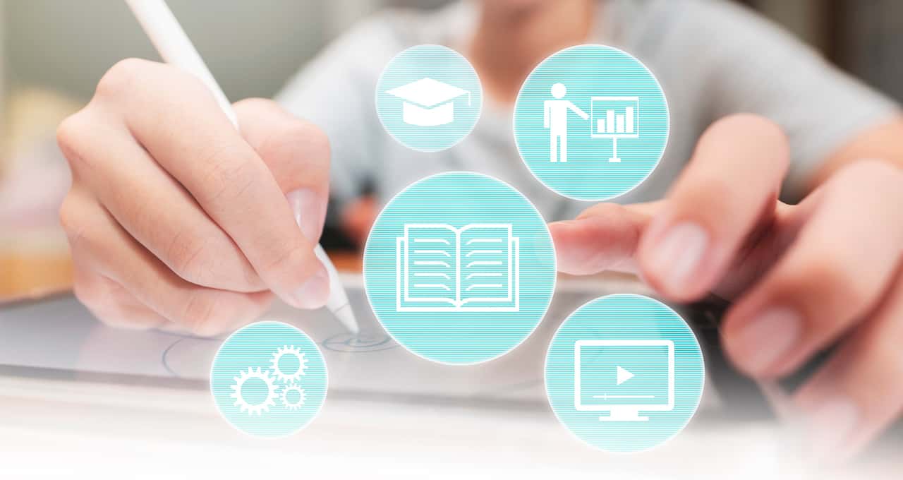 Meta libera cursos gratuitos de tecnologia para iniciantes no Coursera