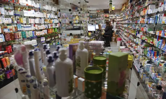 Receita retida: entenda como fica a venda de canetas emagrecedoras