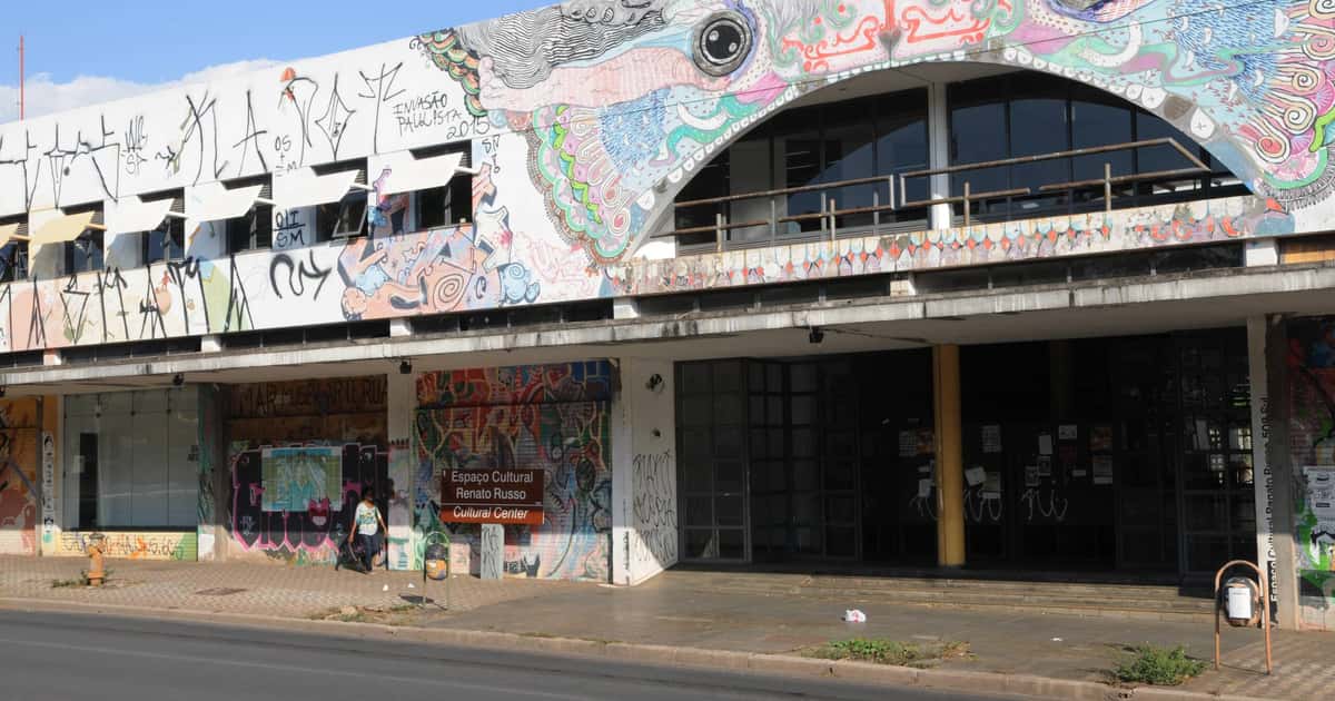 6 cidades para fãs de rock visitarem pelo menos uma vez na vida