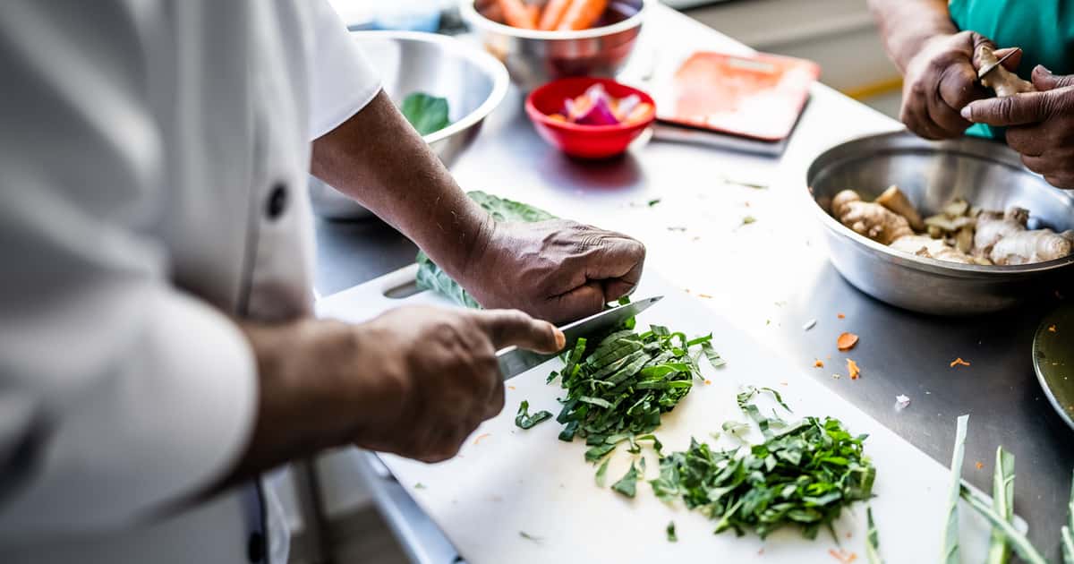 Instituto Capim Santo abre vagas em curso gratuito de gastronomia social