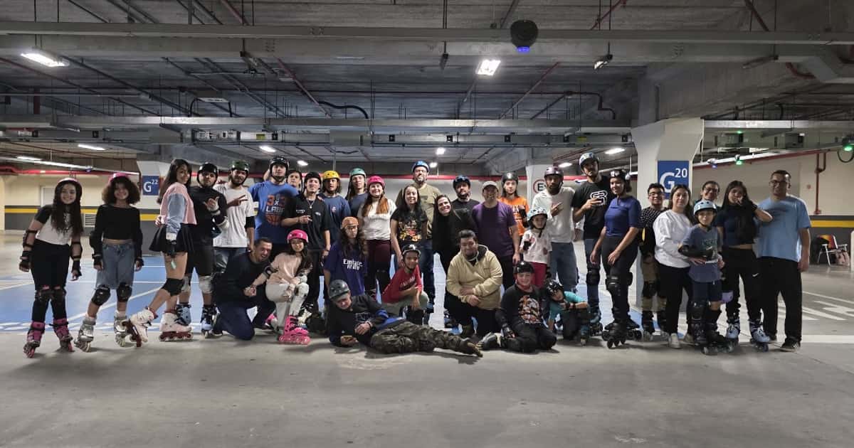 Patinação gratuita acontece no São Bernardo Plaza toda segunda-feira durante o mês de julho